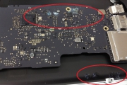 MacbookAir 2015年 13インチ水没修理 薄らような表示の画像